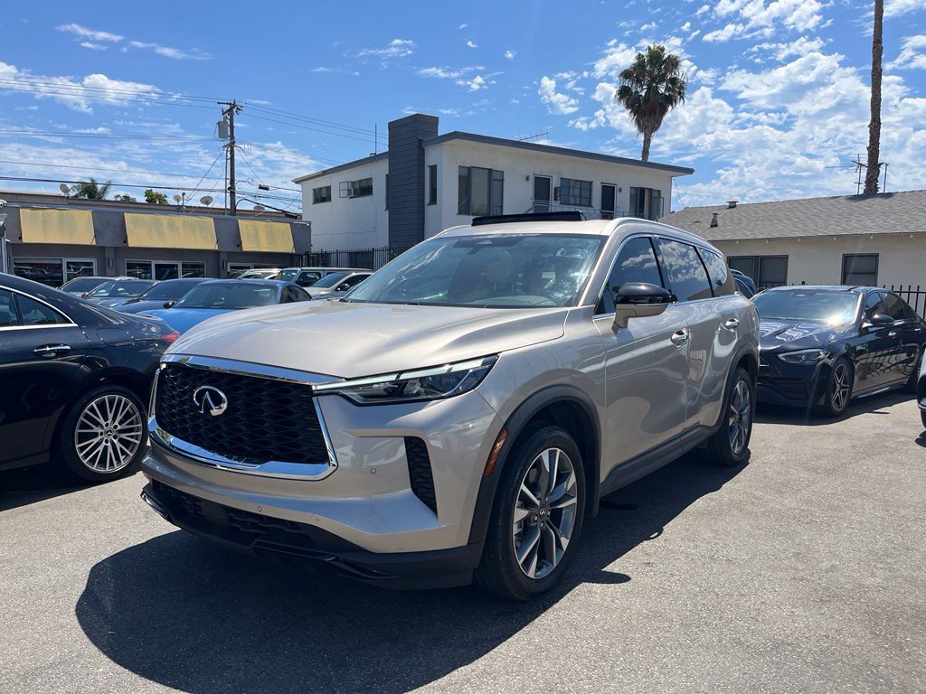 Used 2023 INFINITI QX60 Luxe w/ Cargo Package