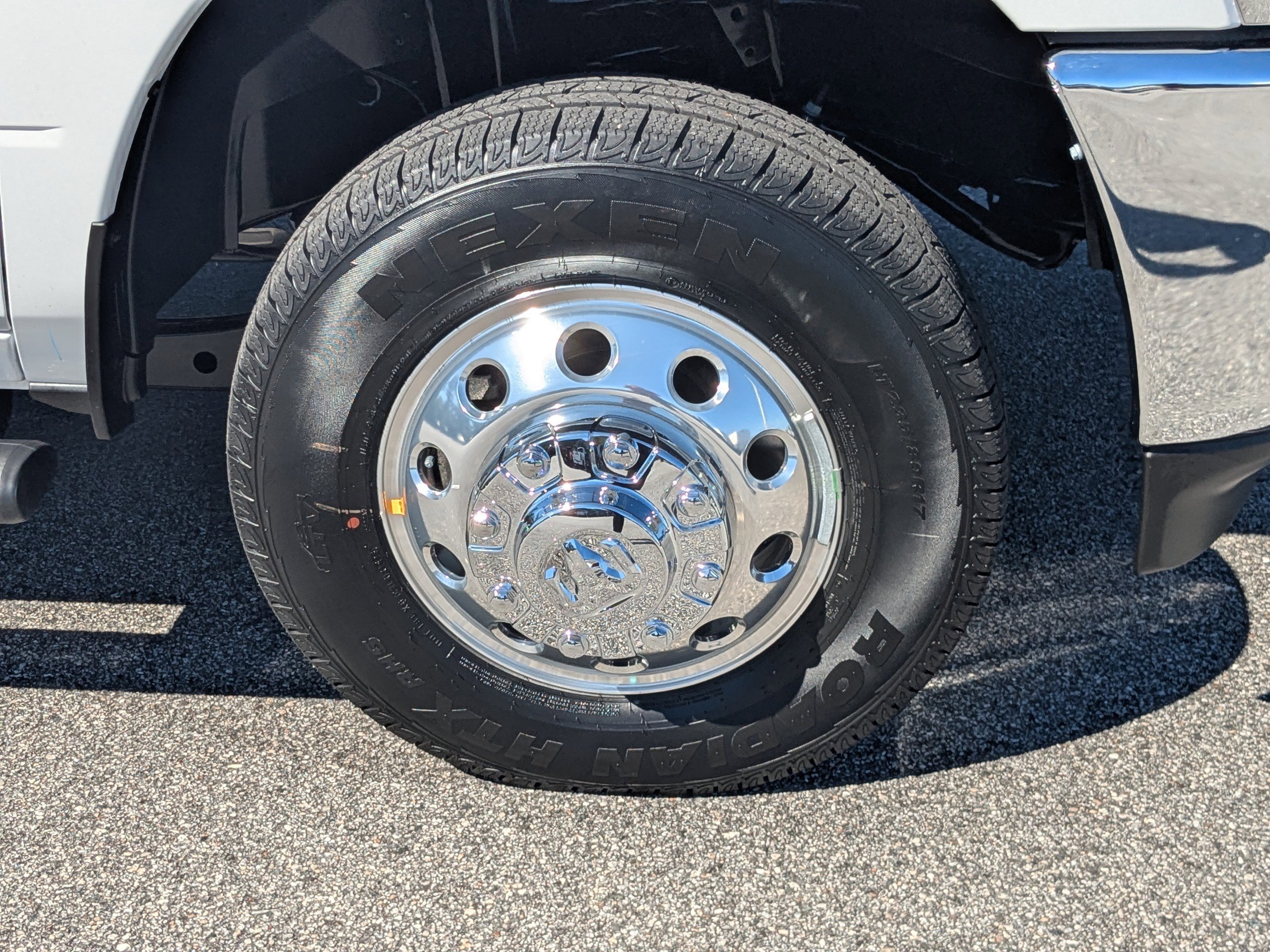 New 2026 RAM 3500 Tradesman w/ Chrome Appearance Group image 10