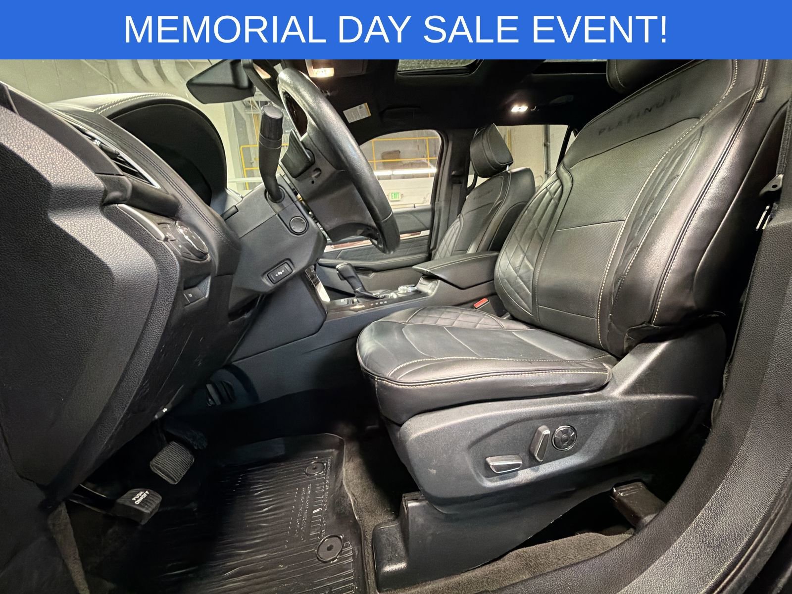 Used 2018 Ford Explorer Platinum AWD/4WD image 21