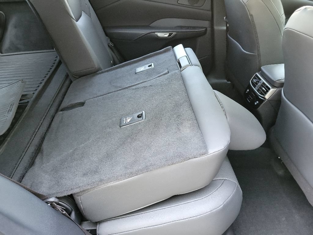 Used 2023 Lexus RX 350 Premium w/ Accessory Package (Z1) AWD/4WD image 16