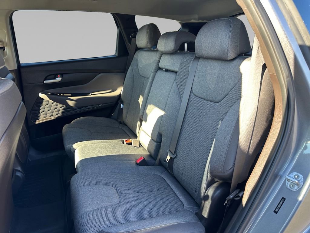 Used 2019 Hyundai Santa Fe SEL image 15