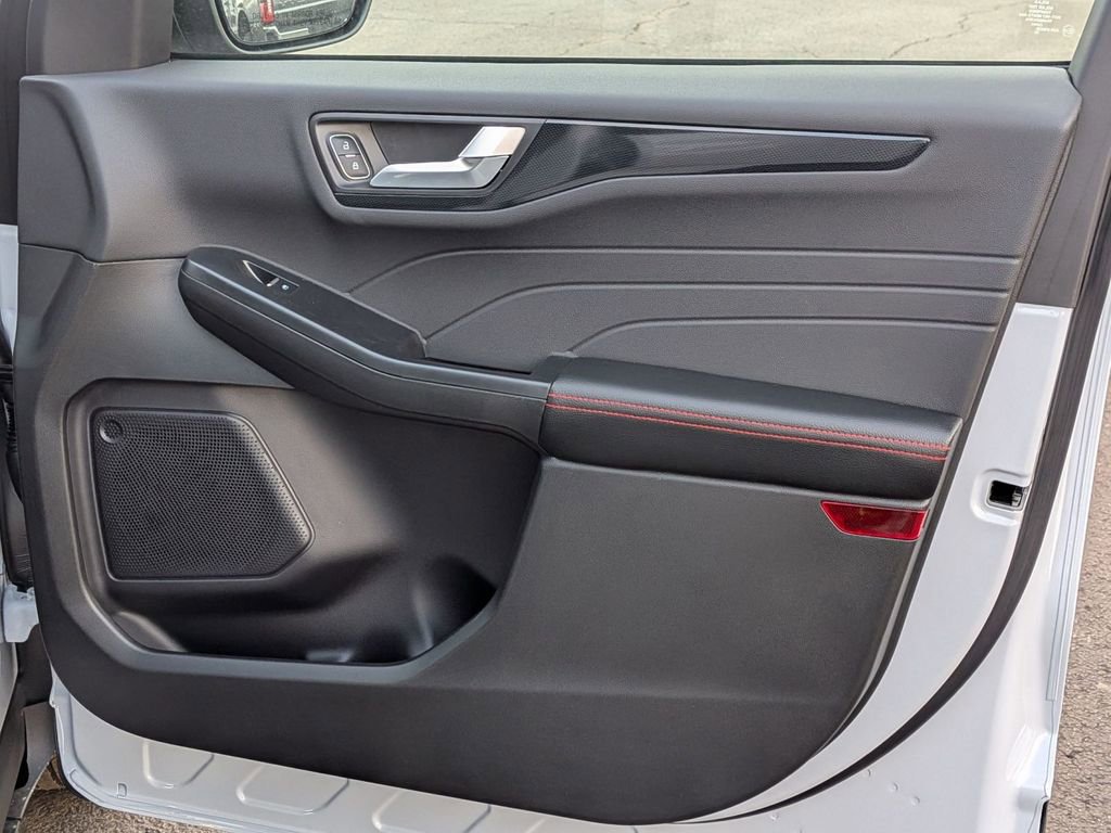 New 2026 Ford Escape ST-Line w/ Tech Pack #1 image 43