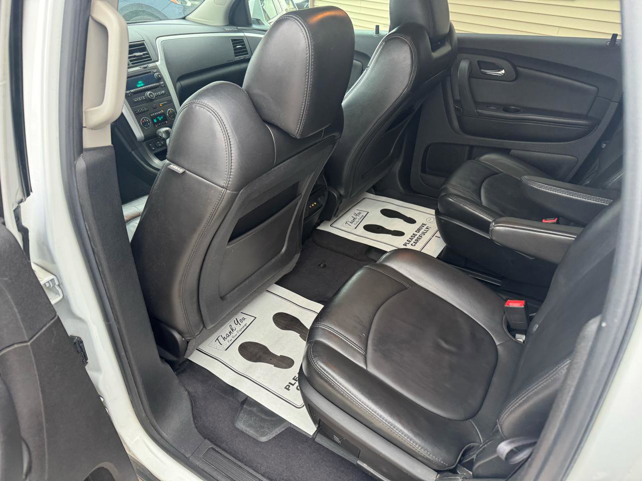 Used 2010 Chevrolet Traverse LT w/ Personal Connectivity Package FWD image 10