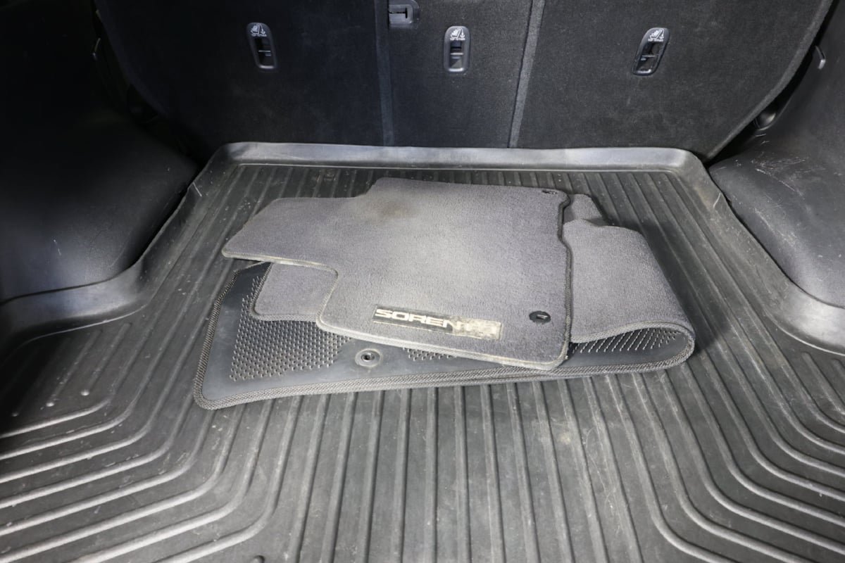Used 2016 Kia Sorento L FWD image 29