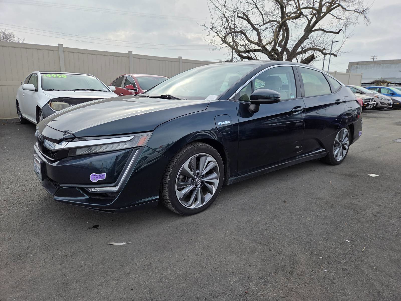 Used 2018 Honda Clarity Touring image 1