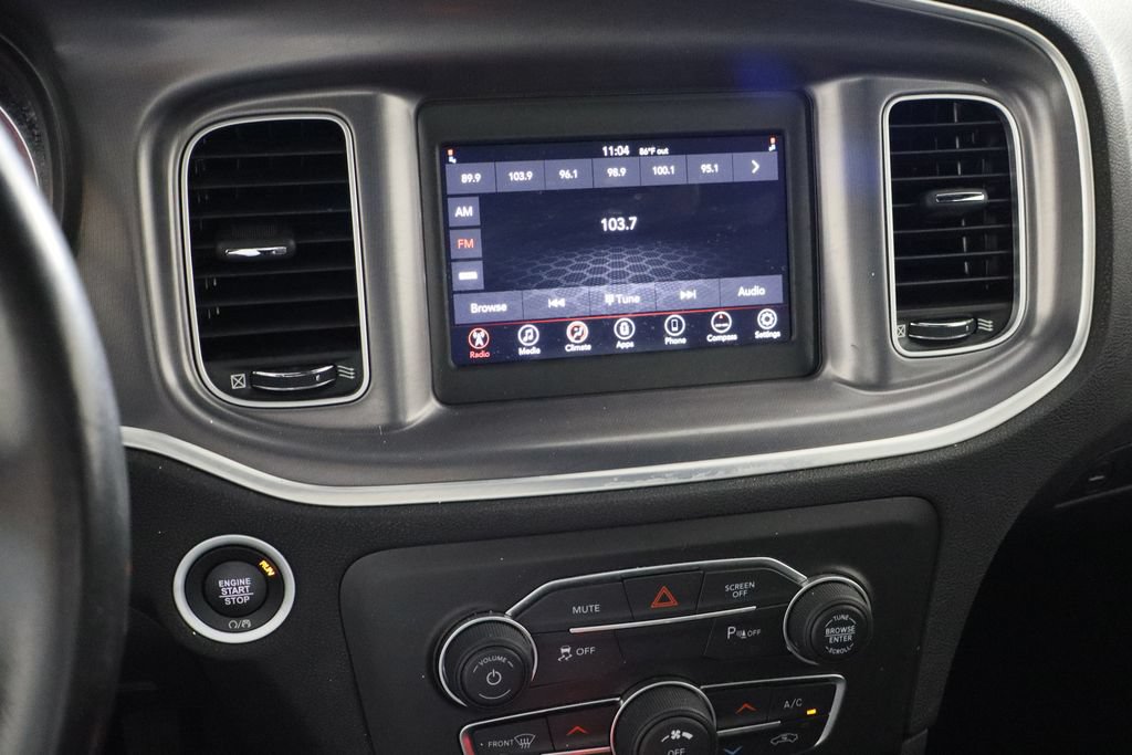 Used 2021 Dodge Charger SXT RWD image 18
