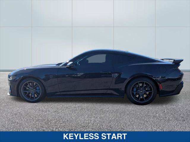 Used 2025 Ford Mustang Dark Horse image 2