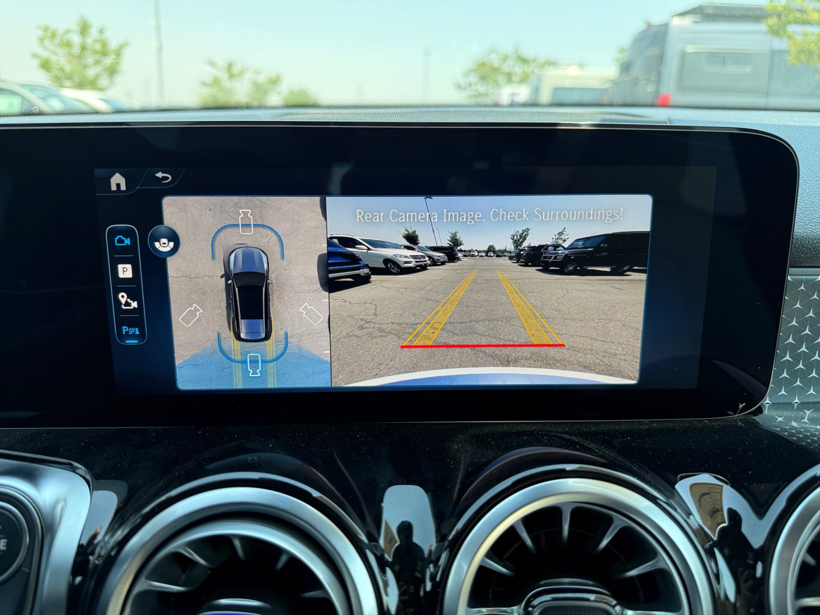 New 2026 Mercedes-Benz GLB 250 4MATIC image 29