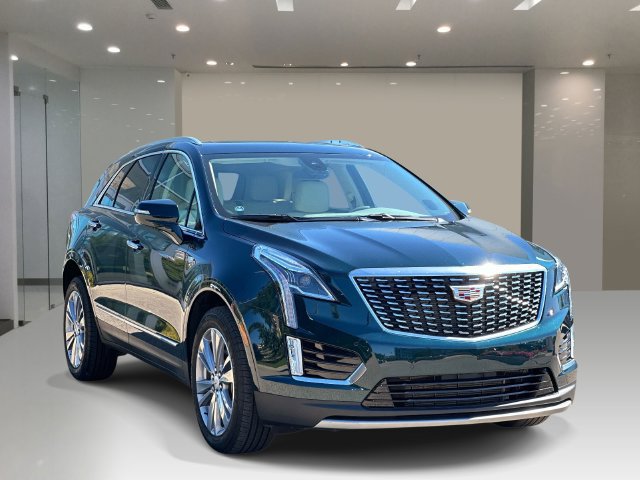 Used 2024 Cadillac XT5 Premium Luxury w/ LPO, Floor Liner Package AWD/4WD image 7