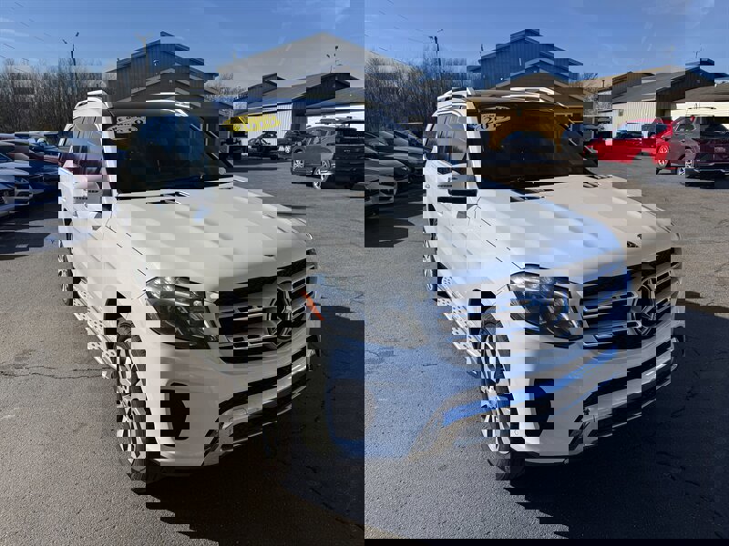 Used 2019 Mercedes-Benz GLS 450 4MATIC w/ Premium 1 Package image 4