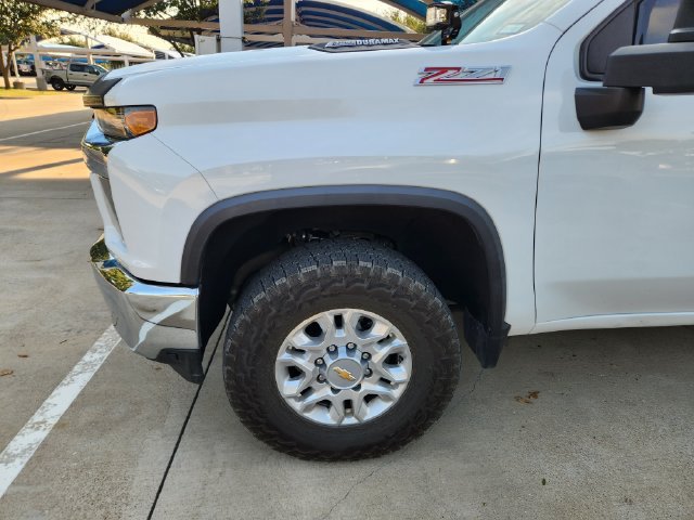 Used 2023 Chevrolet Silverado 2500 LT w/ Convenience Package AWD/4WD image 6