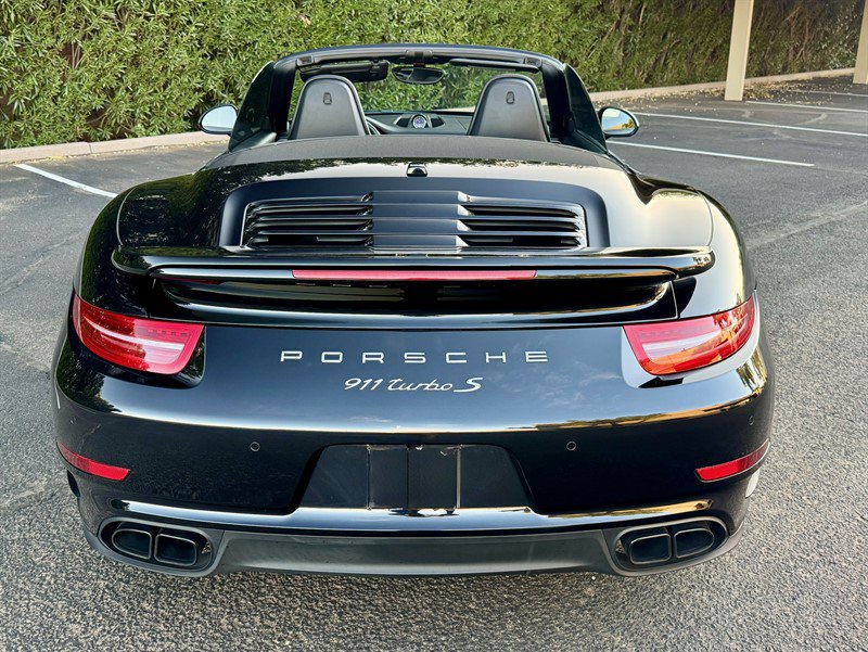 Used 2015 Porsche 911 Turbo S w/ High-end Infotainment Package AWD/4WD image 13