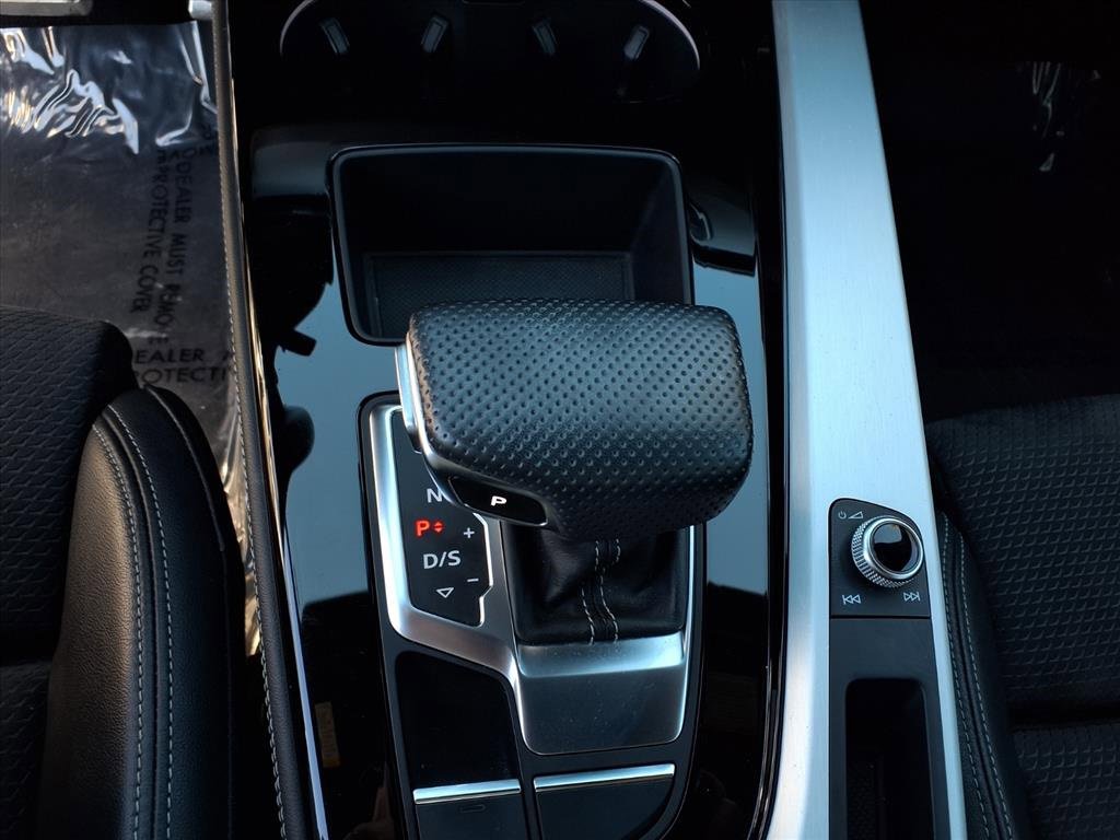 Used 2020 Audi A4 2.0T Prestige w/ Prestige Package image 11