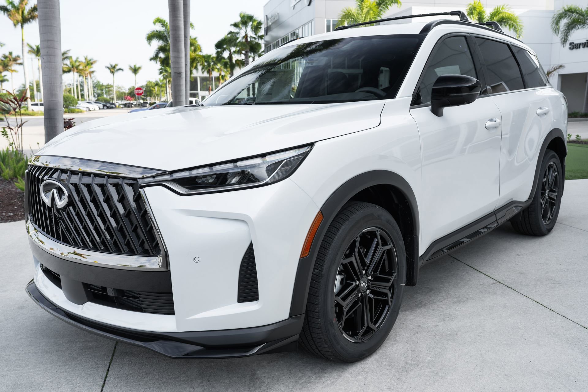 New 2026 INFINITI QX60 Sport w/ Dark Cargo Package image 4