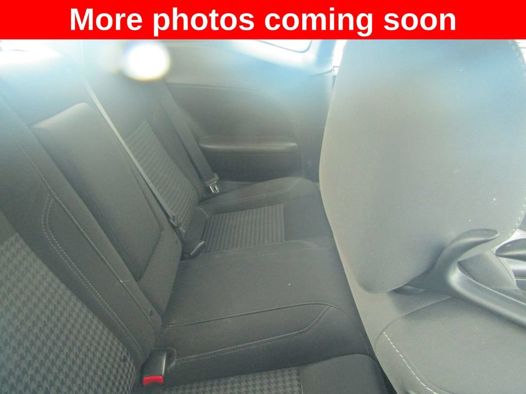 Used 2018 Dodge Challenger R/T RWD image 12