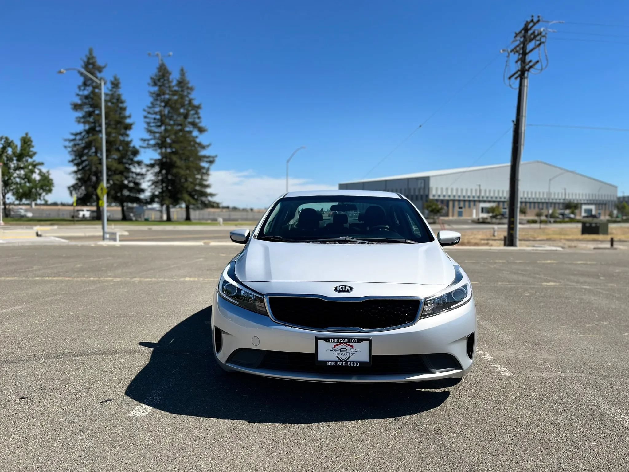 Used 2018 Kia Forte LX FWD image 2