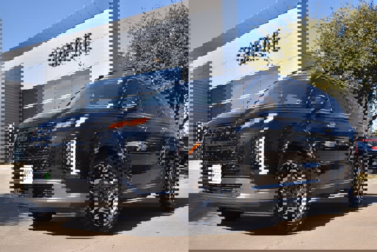 Used 2023 Hyundai Palisade SEL image 2