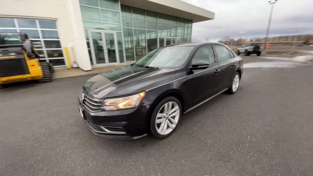 Used 2019 Volkswagen Passat 2.0T Wolfsburg image 4