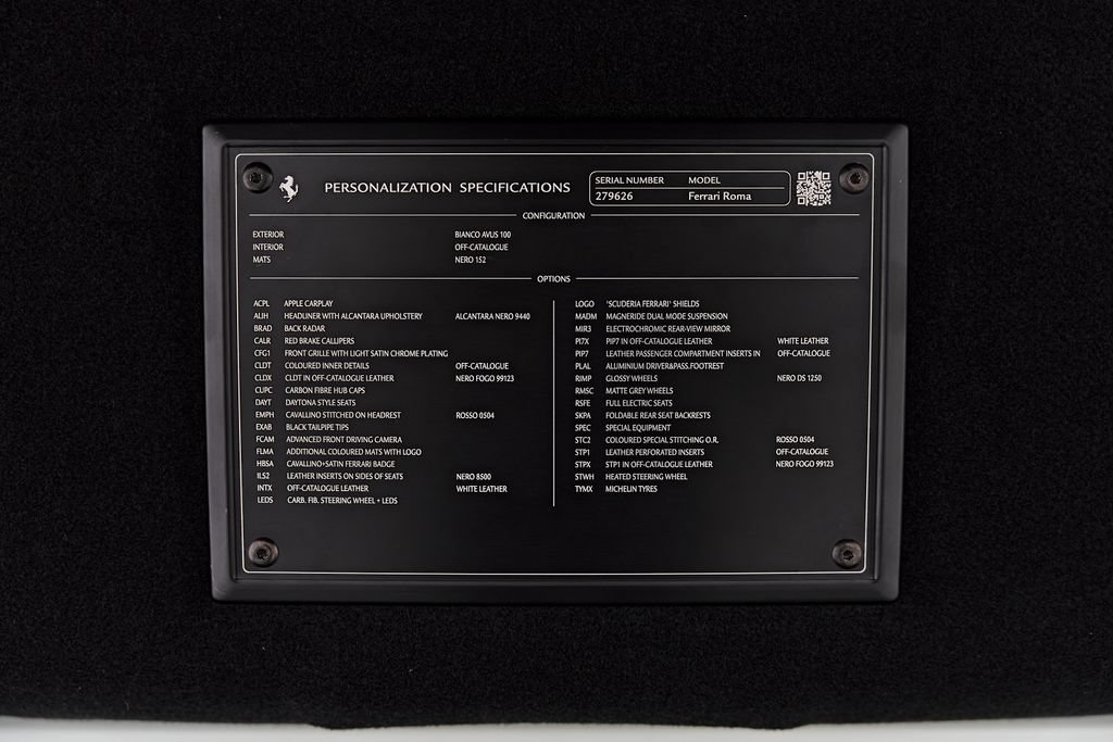 Used 2022 Ferrari Roma RWD image 34