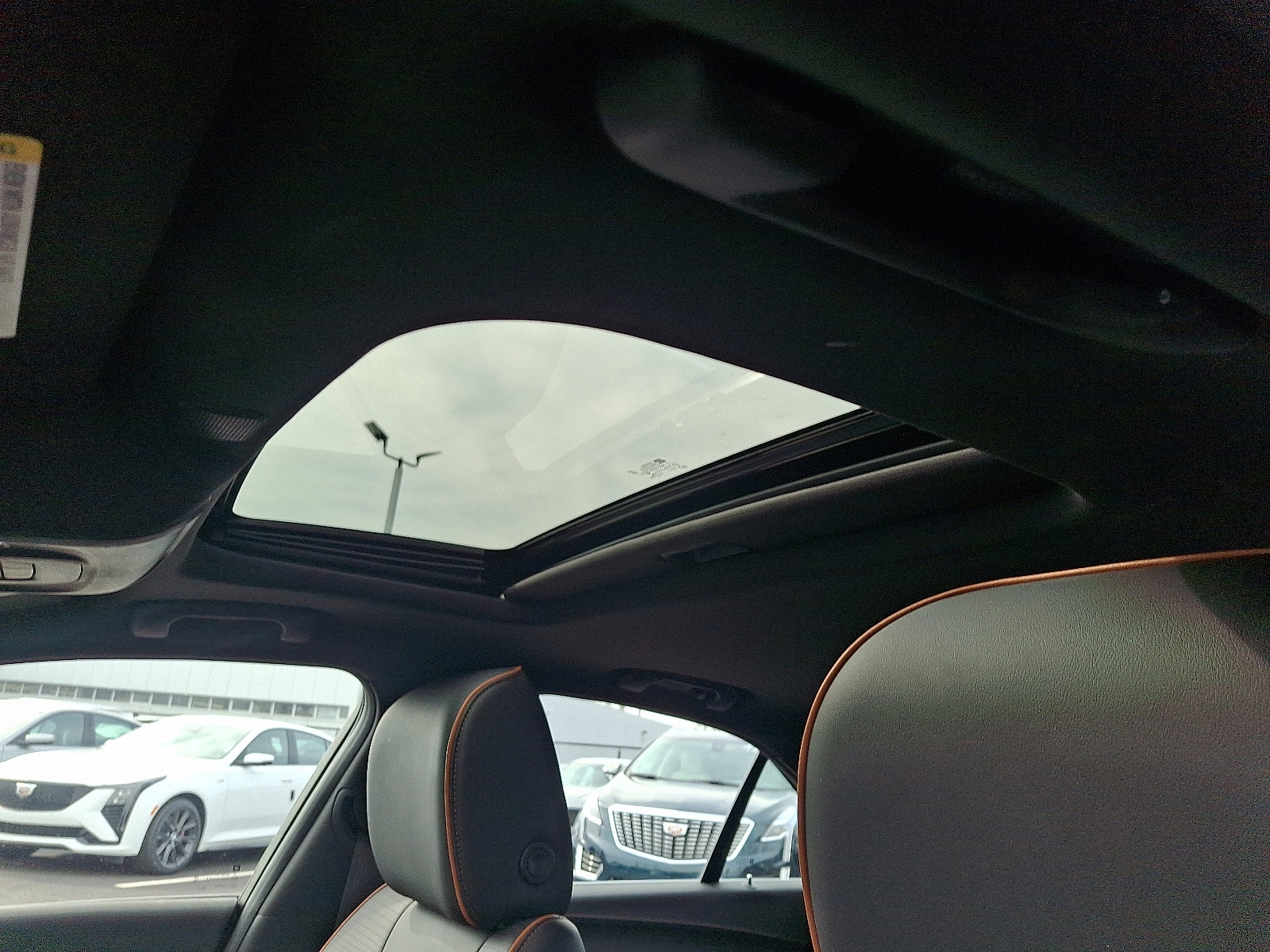 Used 2021 Cadillac CT4 V w/ Technology Package image 15