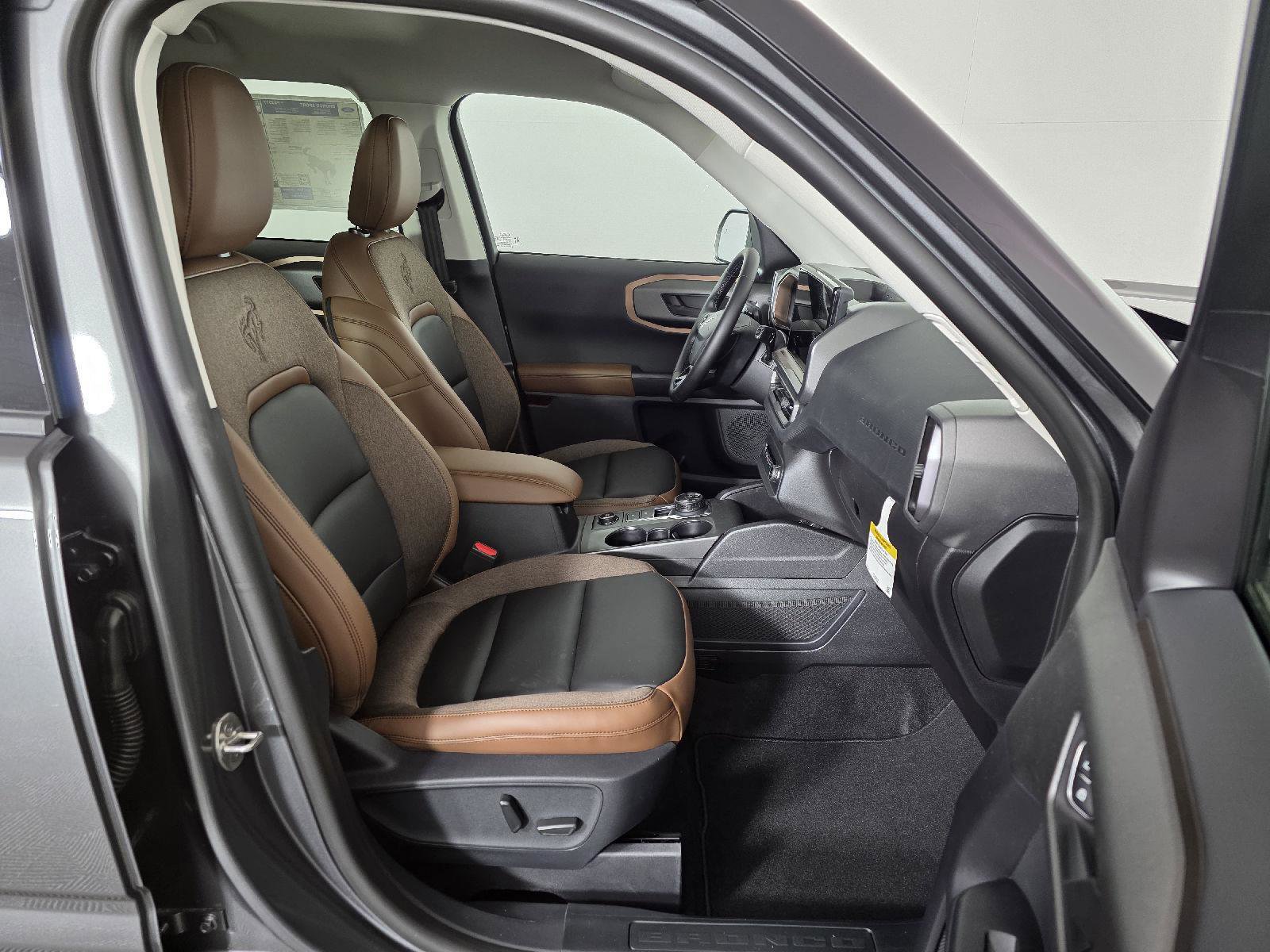 Used 2025 Ford Bronco Sport Outer Banks w/ Outer Banks Tech Package+ image 23