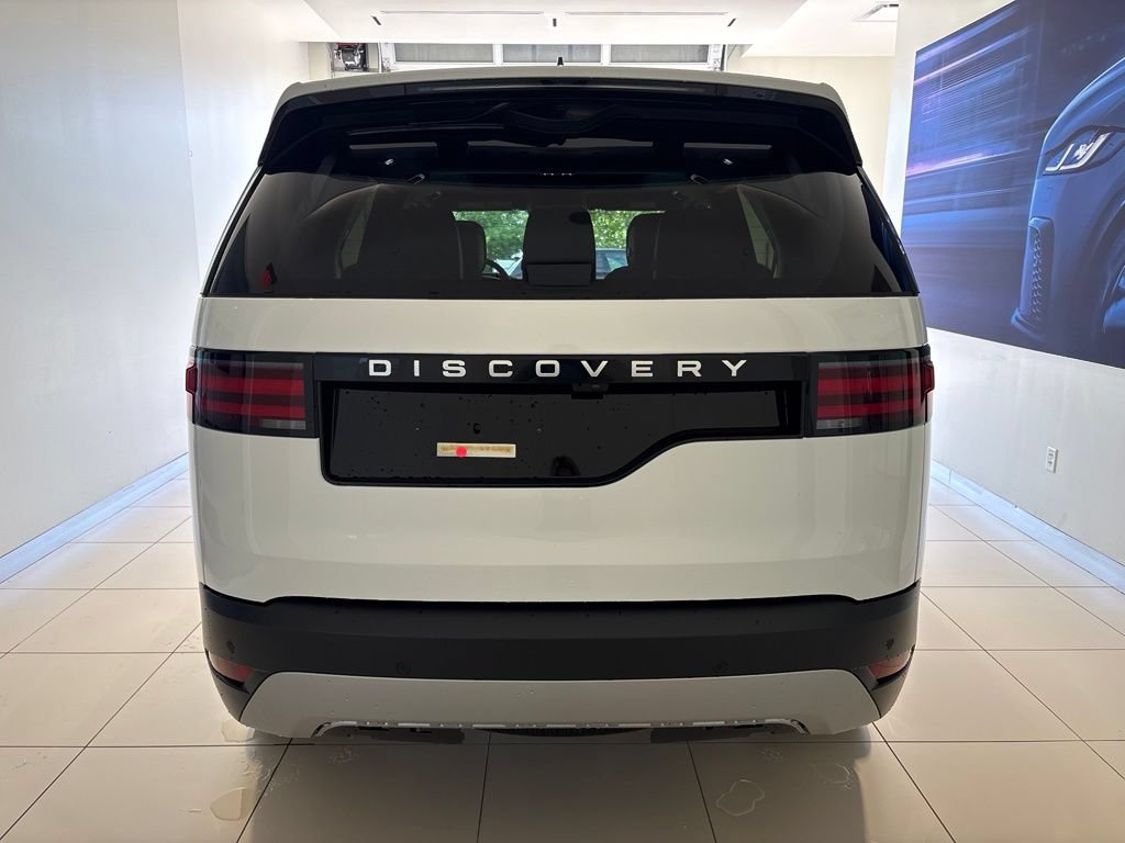 New 2026 Land Rover Discovery S AWD/4WD image 3