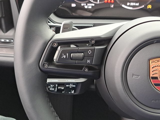 New 2026 Porsche Cayenne GTS AWD/4WD image 30