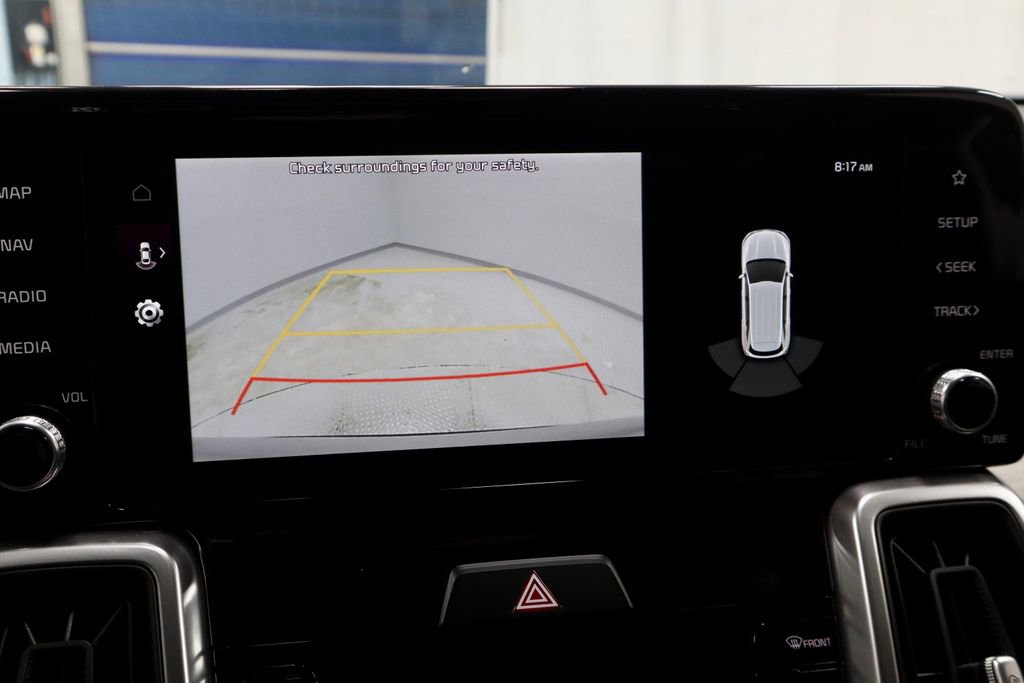 Used 2023 Kia Sorento S w/ Panoramic Sunroof Package image 2