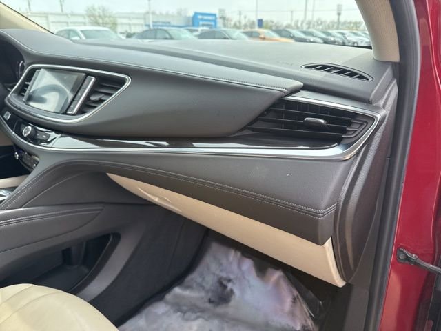 Used 2018 Buick Enclave Premium image 56