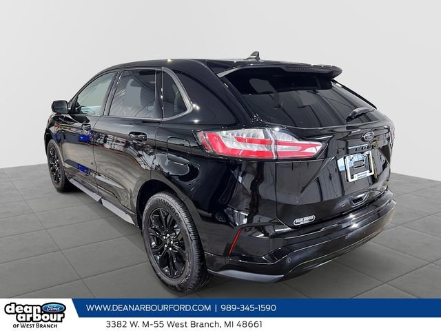 Used 2024 Ford Edge SE w/ Black Appearance Package image 33
