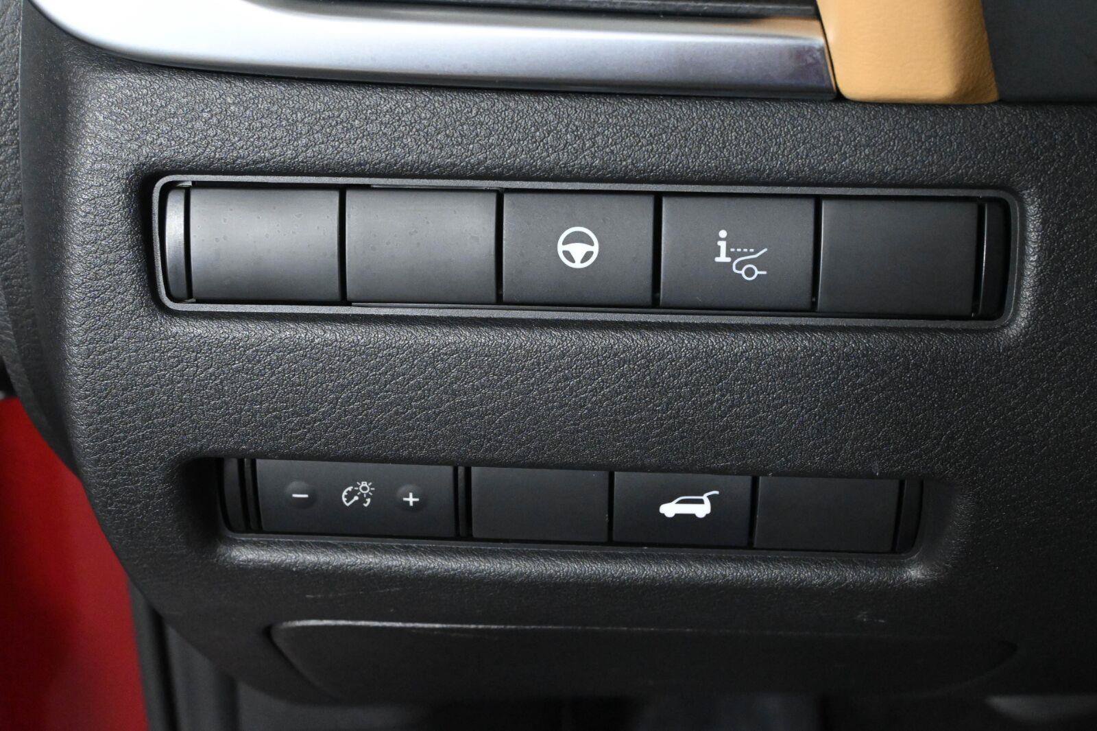 Used 2022 Nissan Rogue Platinum w/ Head-Up Display Package FWD image 23