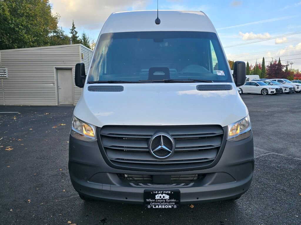 New 2026 Mercedes-Benz Sprinter 3500 image 9