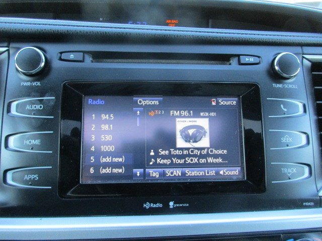 Used 2015 Toyota Highlander XLE image 23