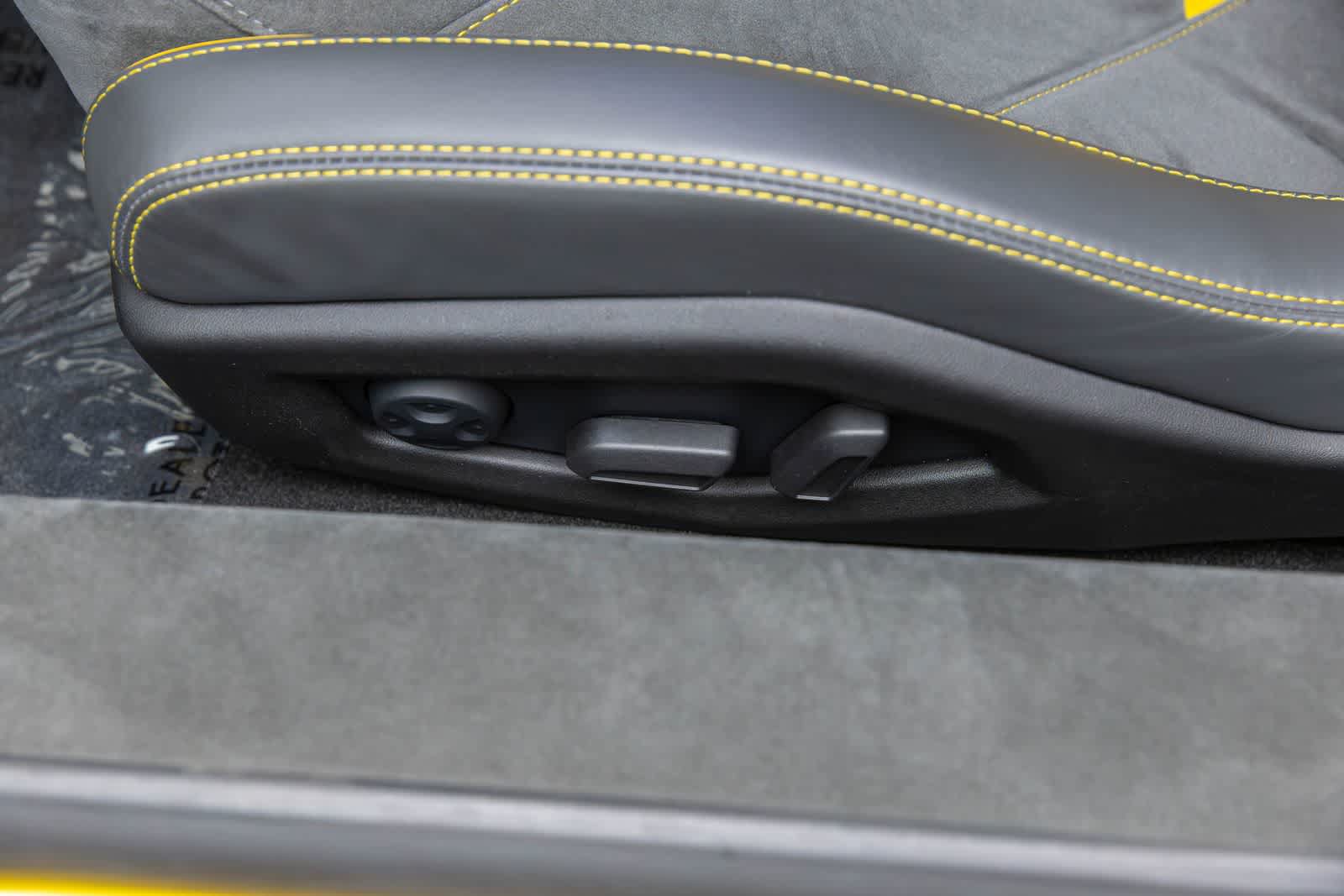 Used 2023 Lamborghini Huracan Tecnica RWD image 24
