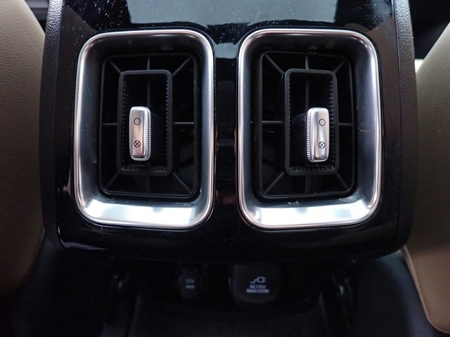 Used 2025 Kia Sorento SX Prestige w/ Olive Brown Leather Package image 16