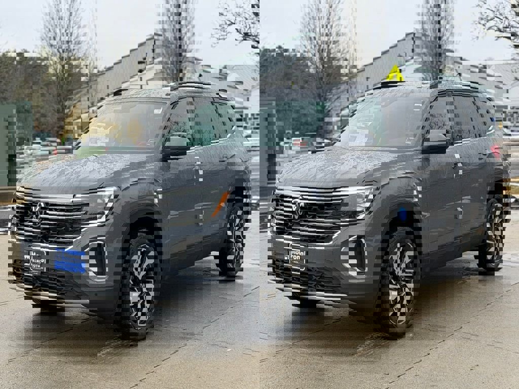 New 2026 Volkswagen Atlas SE image 5