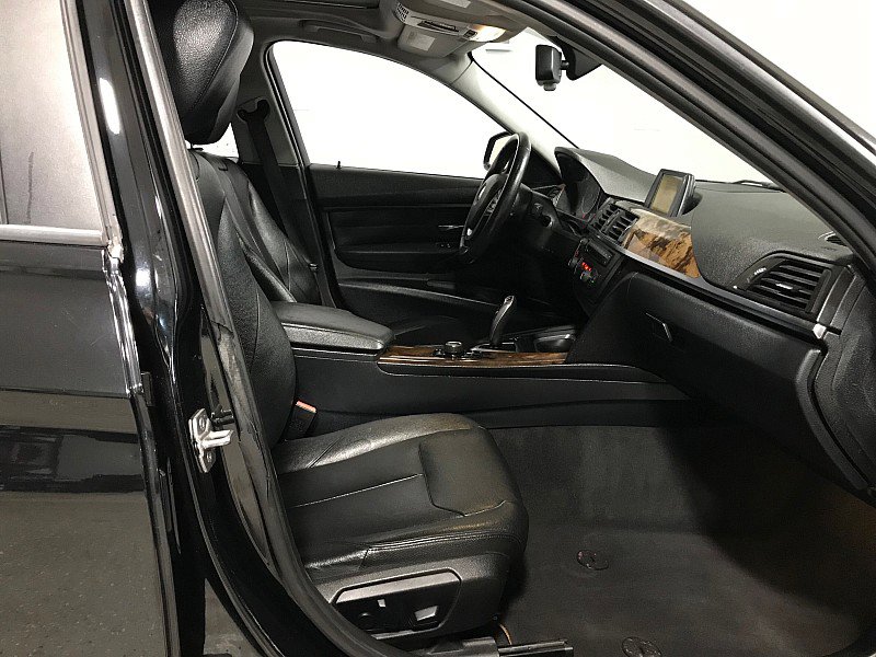 Used 2015 BMW 328i Sedan w/ Premium Package RWD image 13