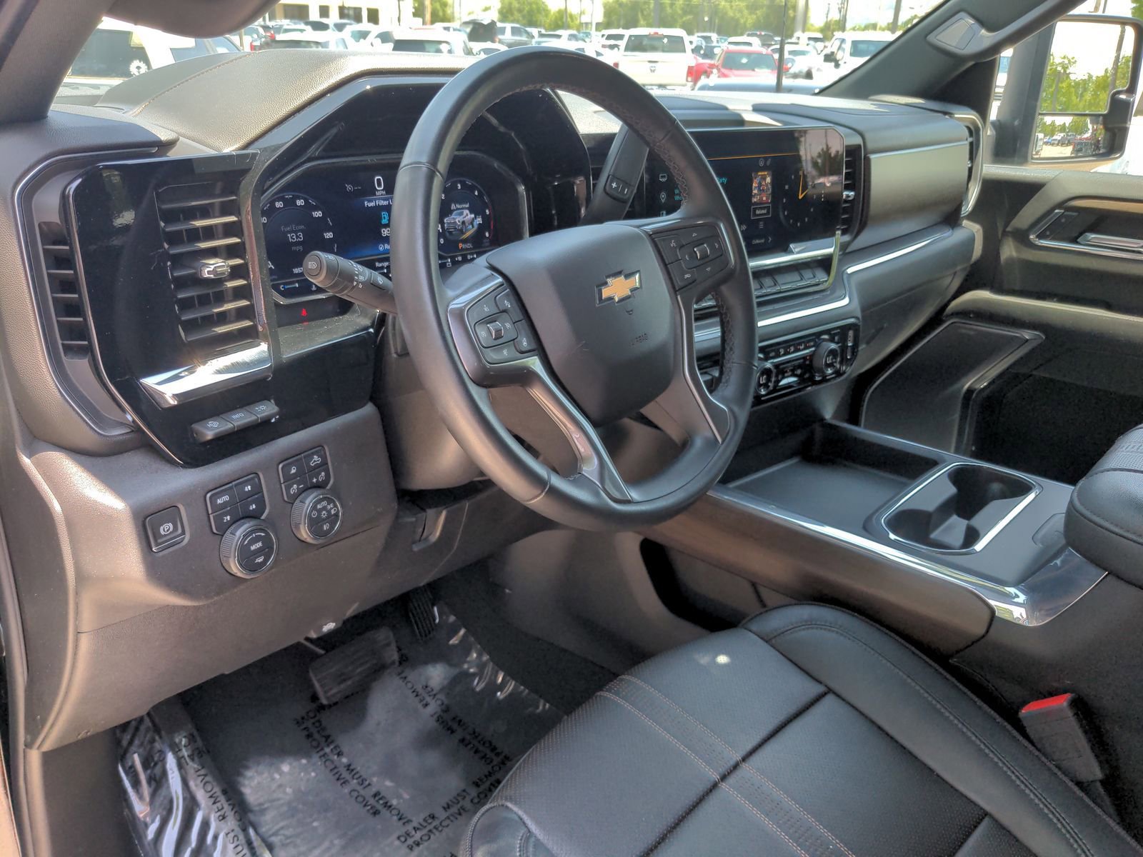 Used 2024 Chevrolet Silverado 2500 High Country w/ High Country Premium Package image 11