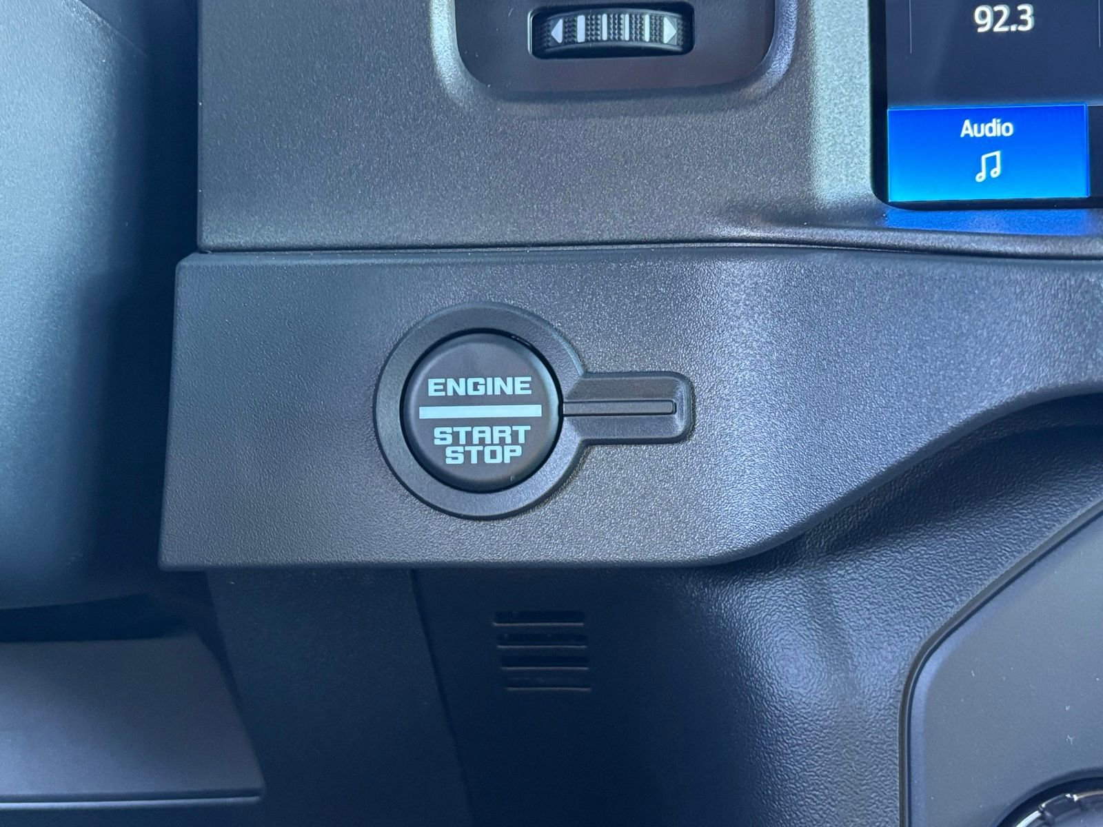 New 2025 Ford Bronco 2-Door AWD/4WD image 6