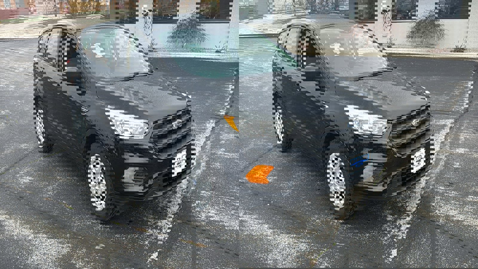 Used 2017 Ford Escape S FWD image 2