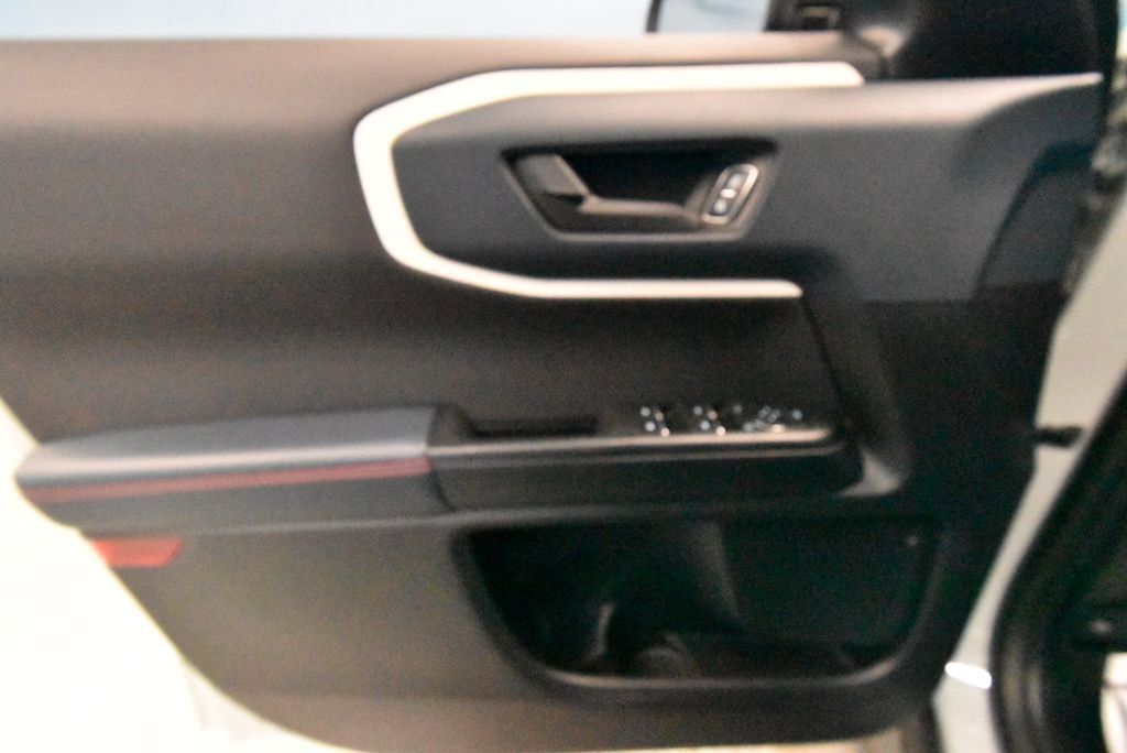 Used 2024 Ford Bronco Sport Heritage w/ Heritage Convenience Package image 4