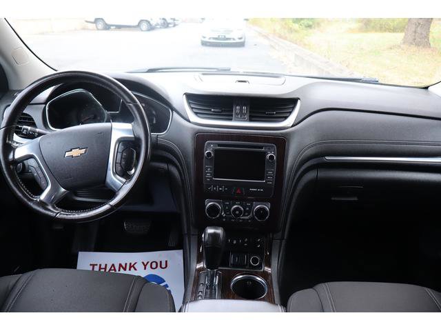 Used 2016 Chevrolet Traverse LT image 8