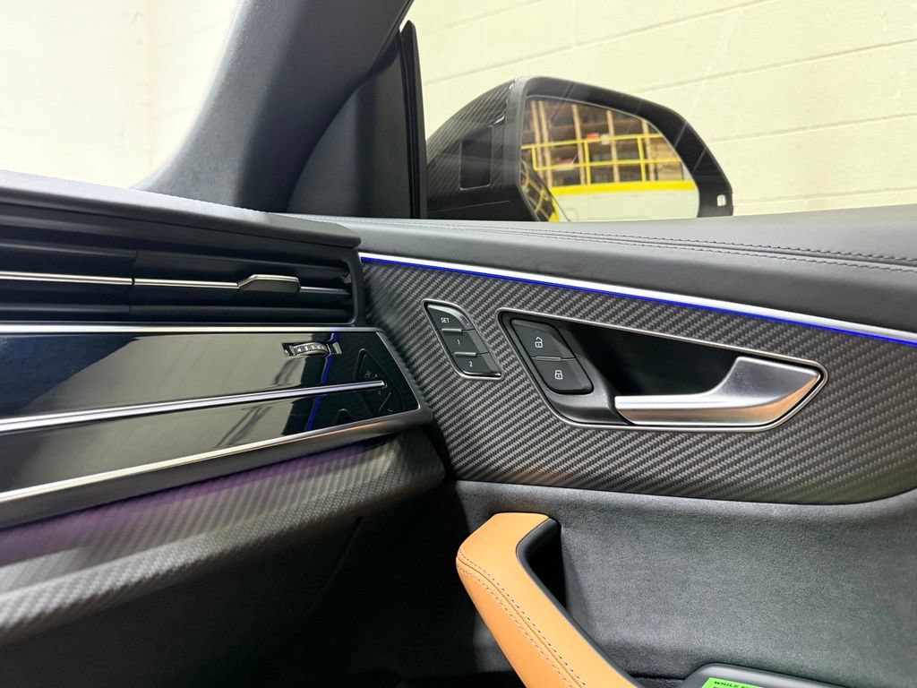 Used 2024 Audi RS Q8 AWD/4WD image 51