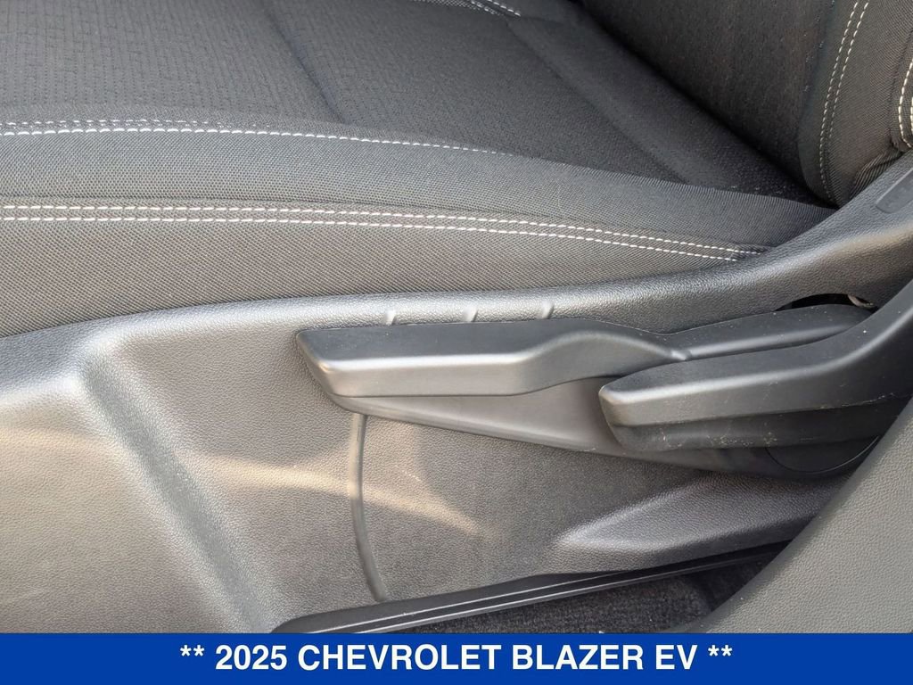 New 2025 Chevrolet Blazer EV LT image 14