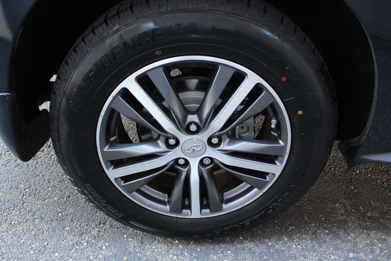 Used 2019 INFINITI QX60 Luxe w/ Essential Package image 34