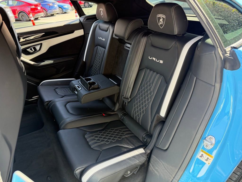 Used 2024 Lamborghini Urus S image 31