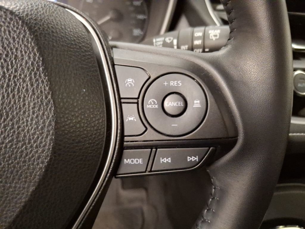 Used 2024 Toyota Corolla SE image 21