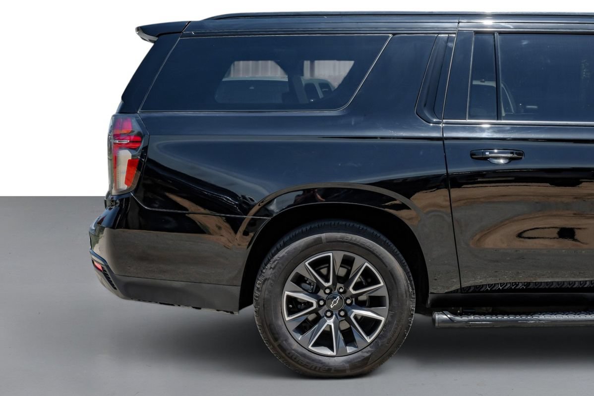 Used 2021 Chevrolet Suburban Z71 w/ Z71 Off-Road Package AWD/4WD image 6