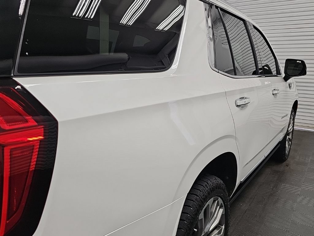 Used 2022 GMC Yukon Denali w/ Advanced Technology Package RWD image 10