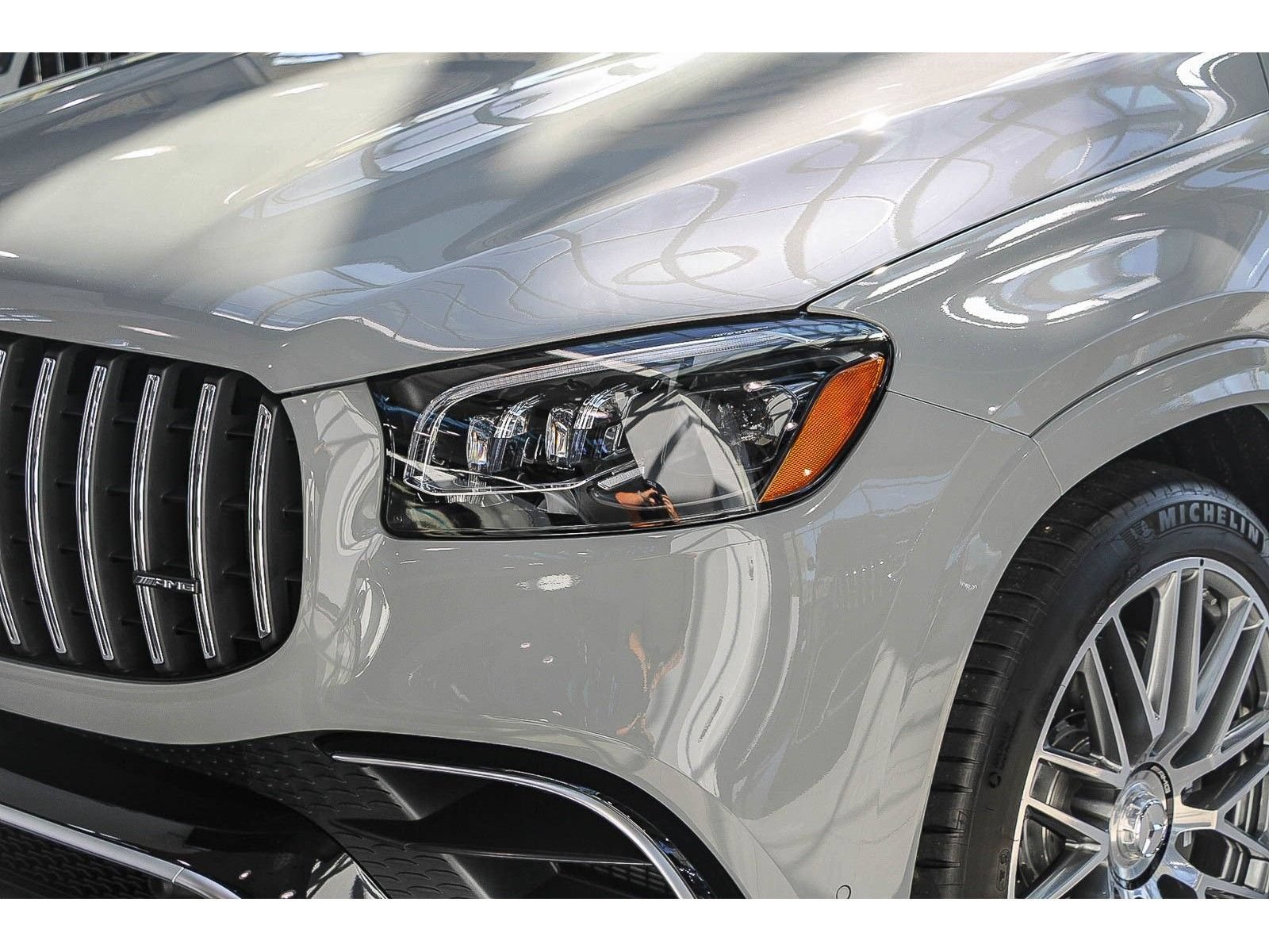 New 2026 Mercedes-Benz GLS 63 AMG 4MATIC image 9